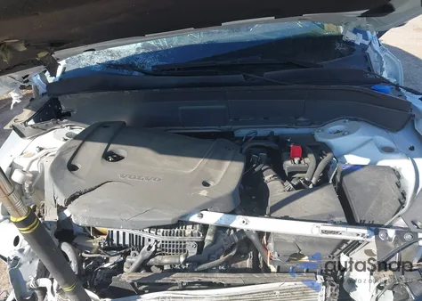 2025 Volvo Xc90 B6 Plus 7-Seater из США, поврежденный, VIN YV4062PB3S1375604